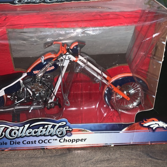 DENVER BRONCOS 2006 ERTL DIECAST COLLECTABLE OCC CHOPPER 1:10 SCALE - Picture 6 of 10